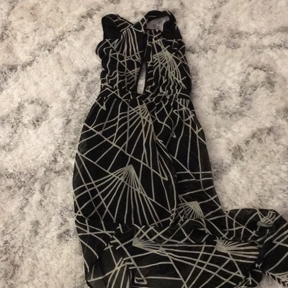 High low dress - Picture 2 of 2